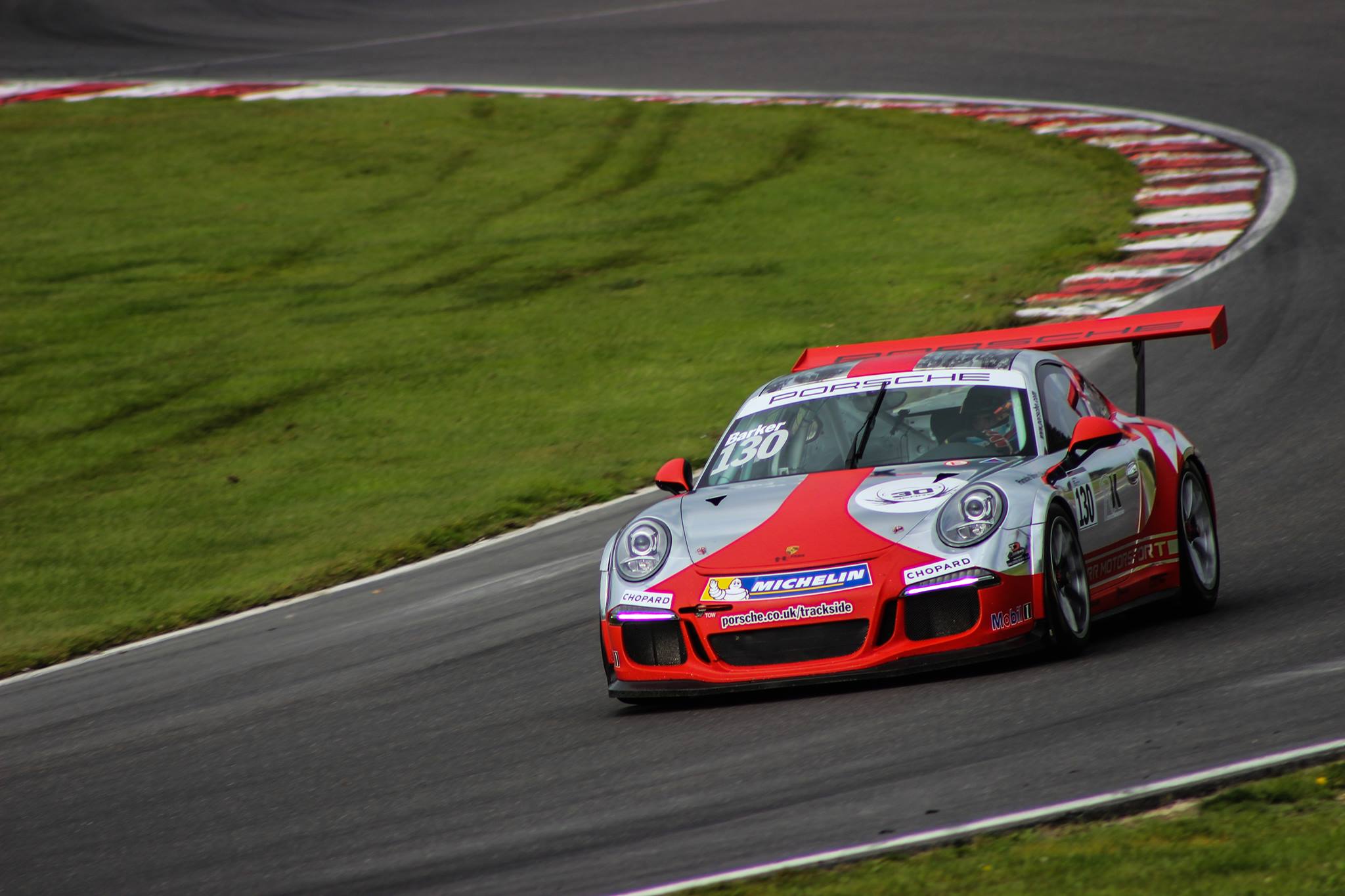 12722173_1268367506512704_1696352723_o