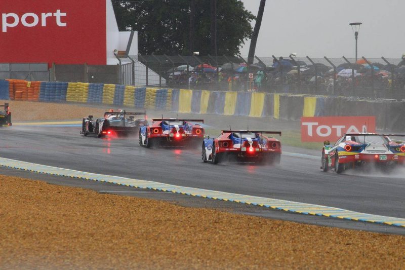 01_Ford_Ferrari_Start
