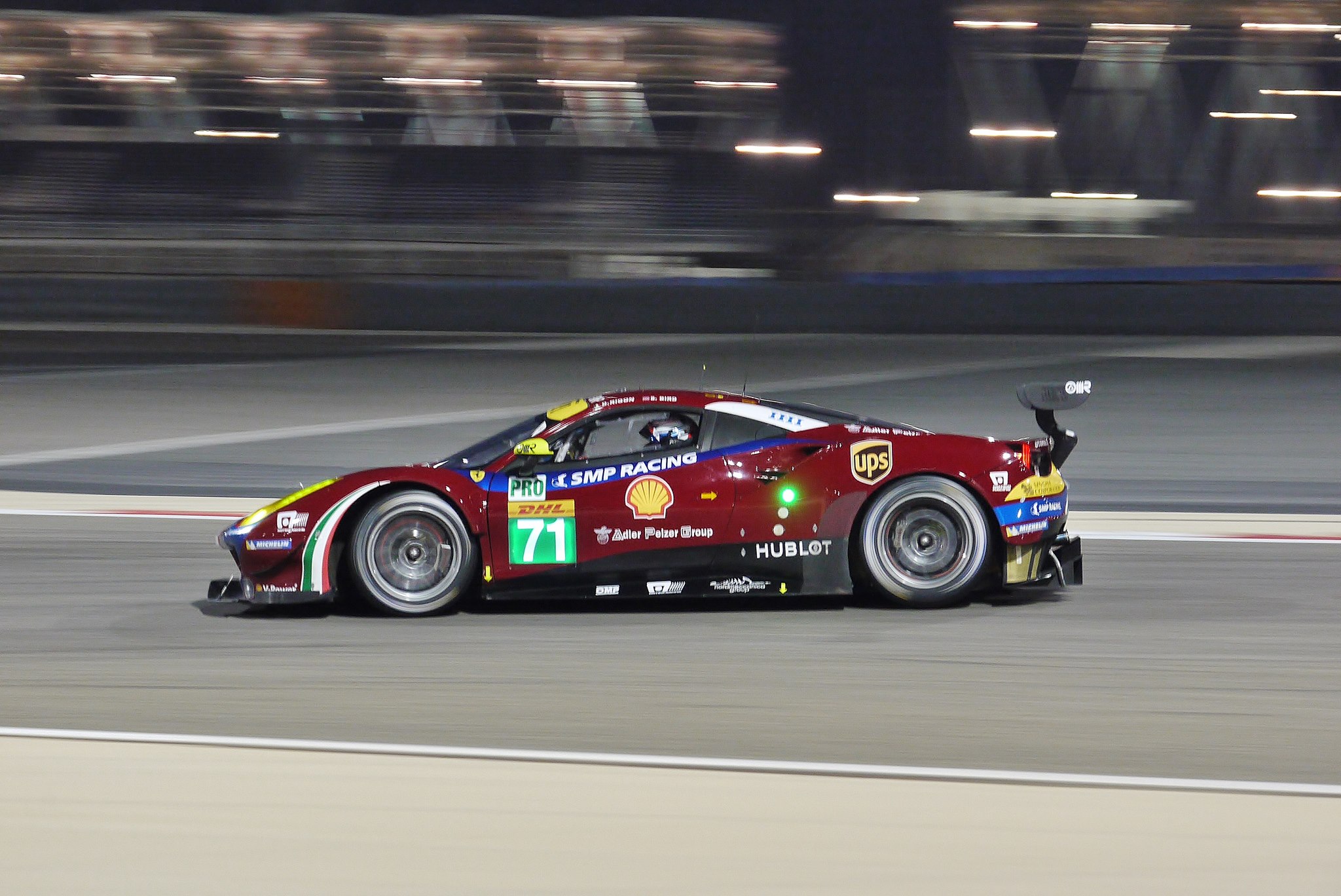 Ferrari und Porsche auf Pole beim Saisonfinale