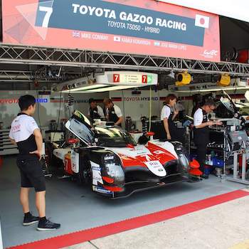 Rundenrekord für Toyota im FP1