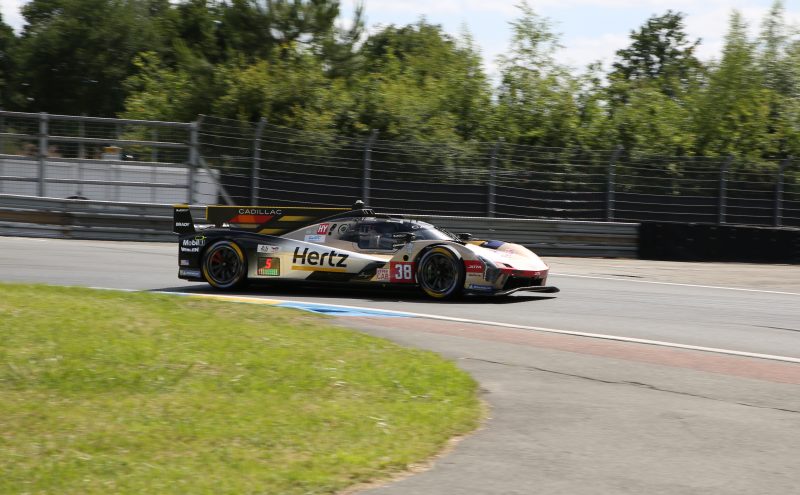 FP1: Cadillac setzt im ersten Training von Le Mans die Bestzeit