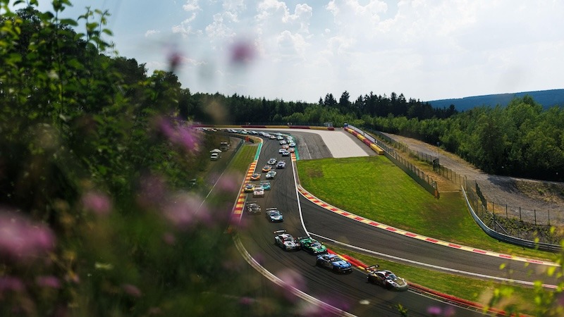 Morris Schuring (NLD), Dorian Boccolacci (FRA), Alessio Picariello (BEL), Boutsen VDS (#2), Porsche 911 GT3 R, 24 Stunden von Spa-Francorchamps, Rennen, 2026, Porsche AG