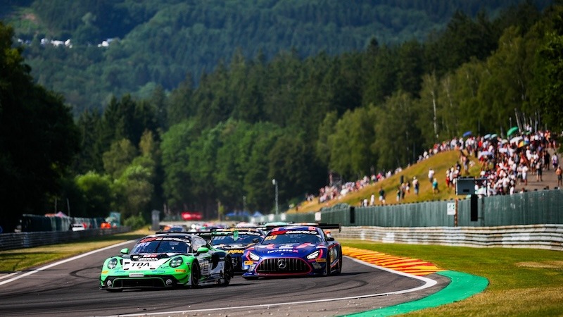 Loris Cabirou (FRA), Tanart Sathienthirakul (TLD), Francesco Simonazzi (ITA), Angus Whiteside (GBR), Dinamic GT (#54), Porsche 911 GT3 R, 24 Stunden von Spa-Francorchamps, Rennen, 2026, Porsche AG