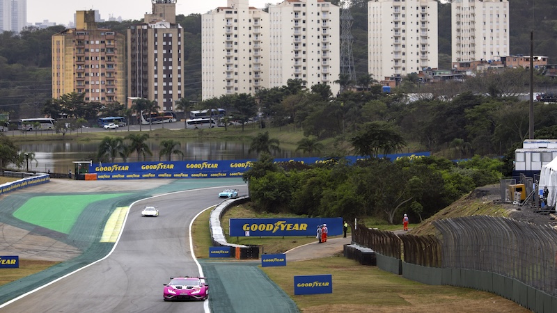 Der Iron Dames Lamborghini im Qualifying