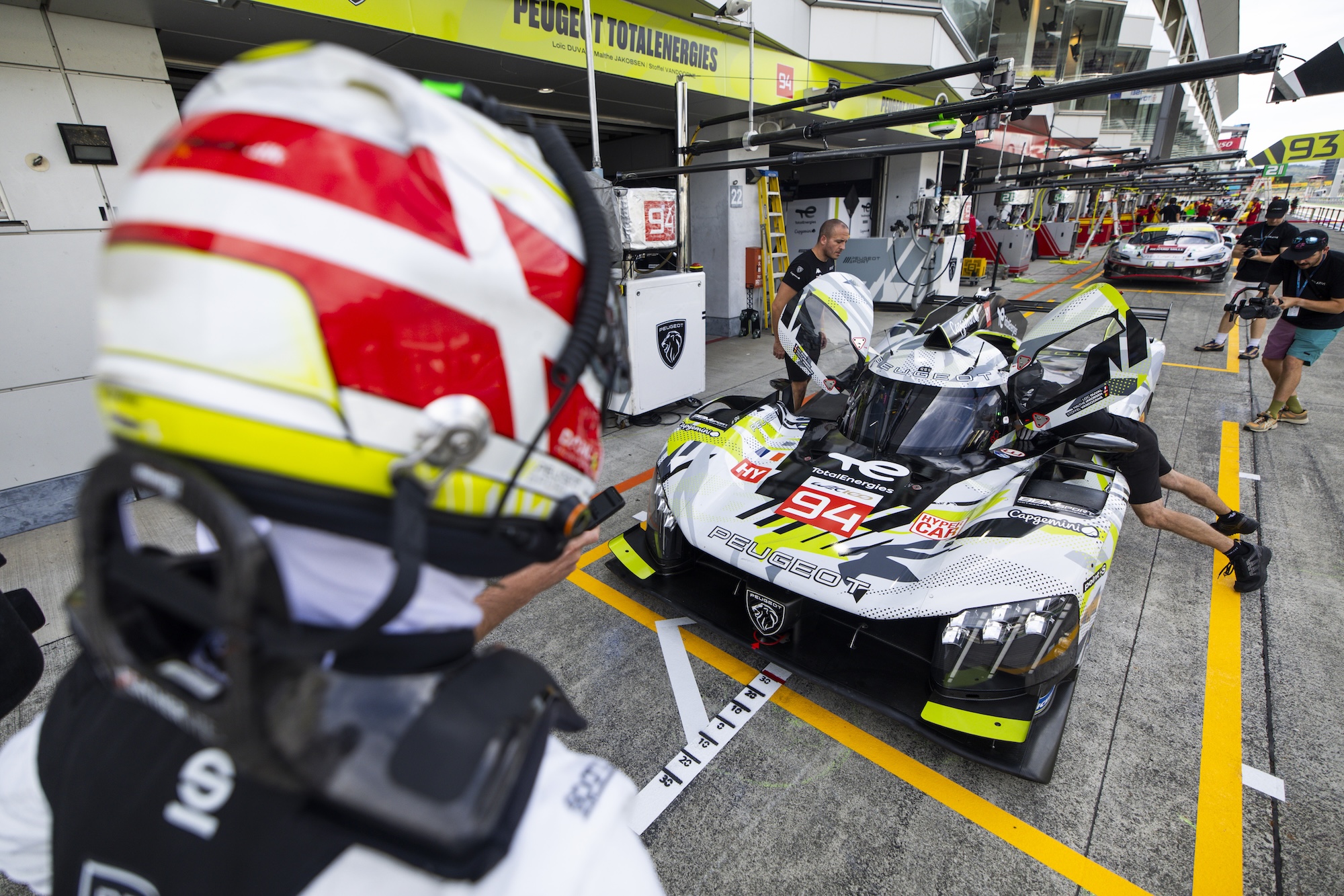 Starke Performance von Peugeot und Lexus beim Fuji-Training