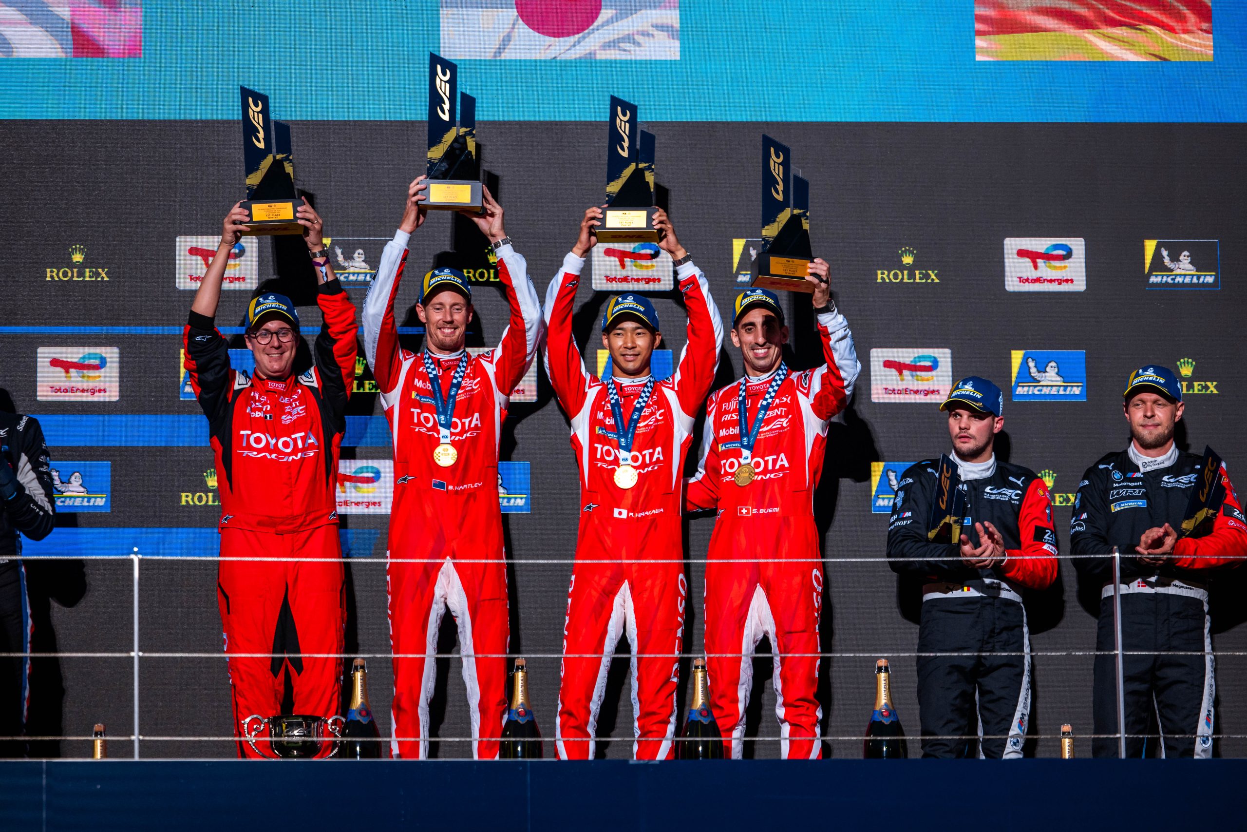 Toyota triumphiert in Fuji dank strategischem Coup