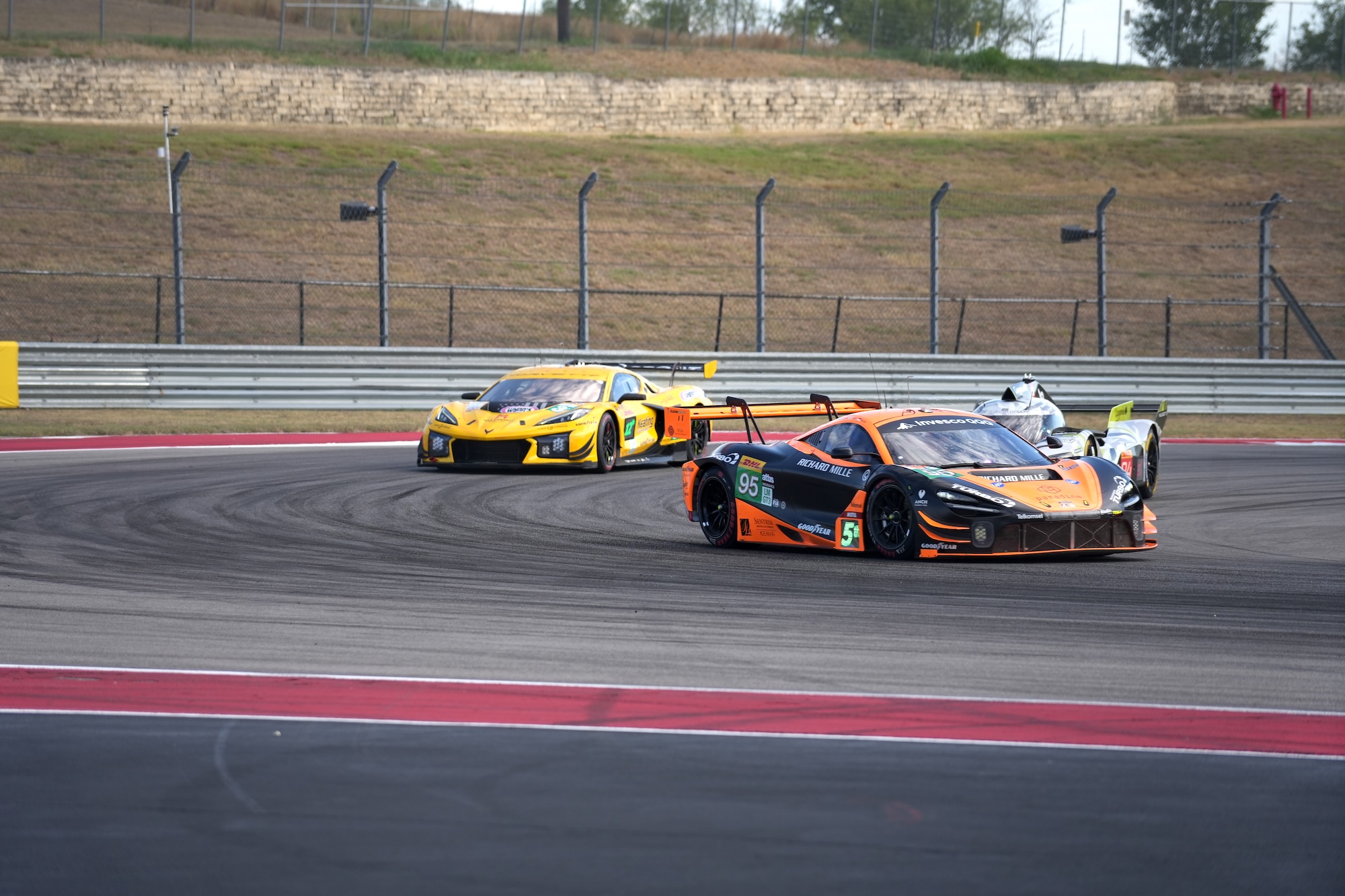 McLaren / United Autosports dominiert in der LMGT3-Klasse