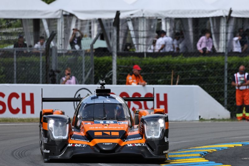 Genesis Magma Racing LMP2 in Le-Mans 2025 mit Jamie Chadwick Mathys Jaubert und Andre Lotterer.