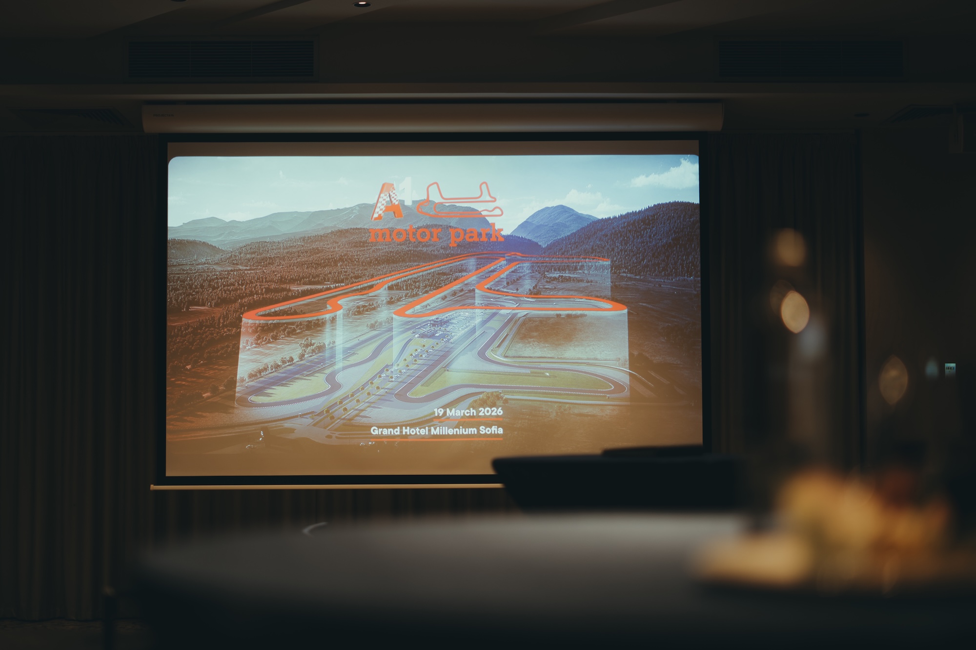 Eine traumhafte Bergkulisse, ein FIA‑Grade‑3‑Layout und Potenzial für Langstrecken-Motorsport prägen den neuen A1 Motor Park in Bulgarien.