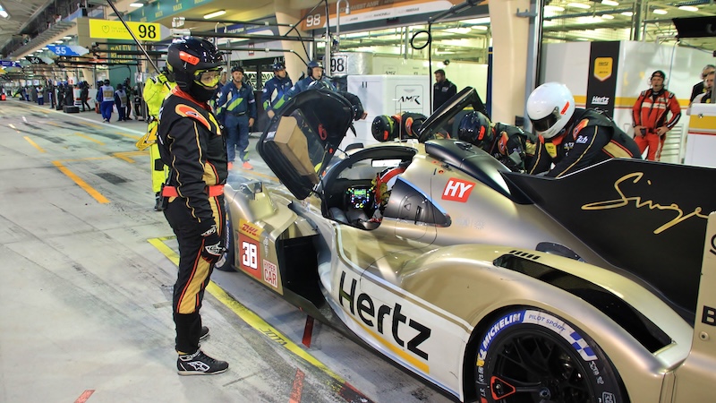 Elise bei der Arbeit mit JOTA
